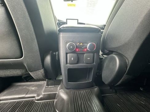 Used 2020 Ford Explorer XLT w/ Comfort Package image 22