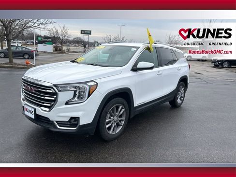 Used 2023 GMC Terrain SLT image 12