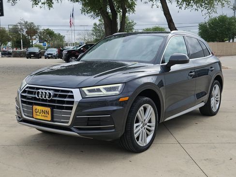 Used 2019 Audi Q5 2.0T Premium Plus w/ Premium Plus Package AWD/4WD image 7