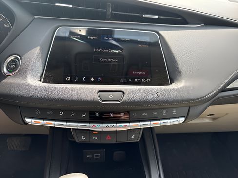 Used 2019 Cadillac XT4 Premium Luxury w/ Cold Weather Package FWD image 24