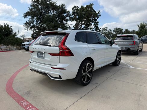 Certified 2024 Volvo XC60 T8 Ultimate w/ Protection Package Premier AWD/4WD image 6