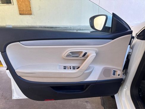 Used 2016 Volkswagen CC Sport image 19