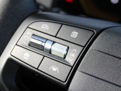 New 2025 Kia K4 LX image 23