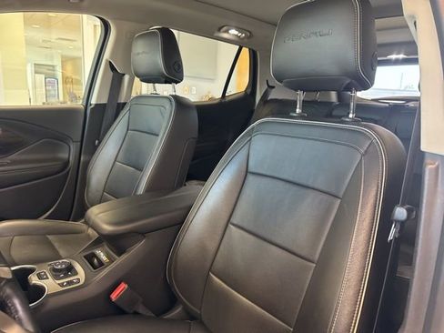 Used 2020 GMC Terrain Denali w/ GMC Pro Grade Package AWD/4WD image 18