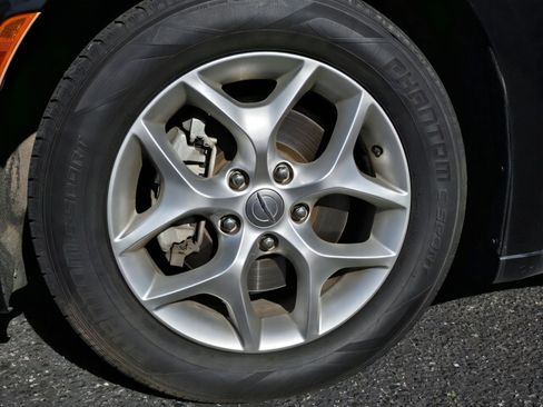 Used 2020 Chrysler Pacifica Limited image 27