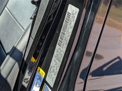 Used 2018 Jeep Wrangler Unlimited Sahara w/ Cold Weather Group image 38