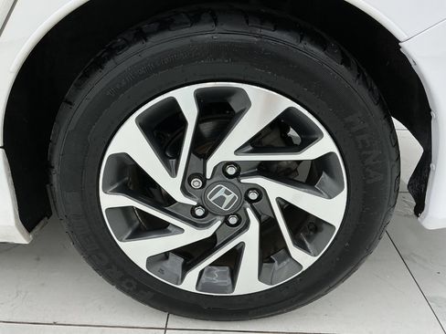Used 2017 Honda Civic EX image 46