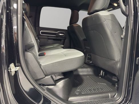 Used 2024 RAM 4500 SLT w/ Quick Order Package 2YG SLT image 18