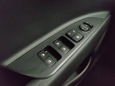 Used 2023 Kia Rio LX FWD image 27