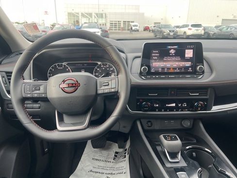 New 2026 Nissan Rogue SV image 10