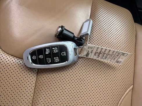 Used 2023 Hyundai Santa Fe Calligraphy w/ Cargo Package AWD/4WD image 6
