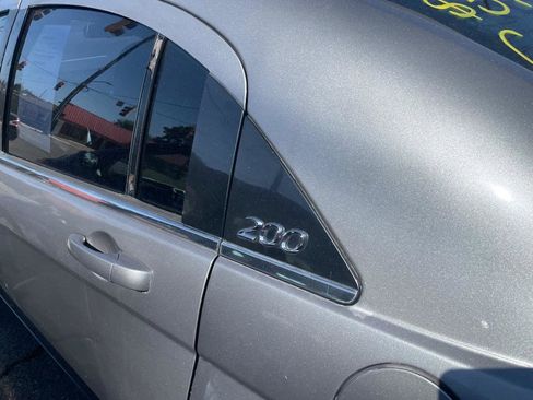 Used 2013 Chrysler 200 Touring image 6