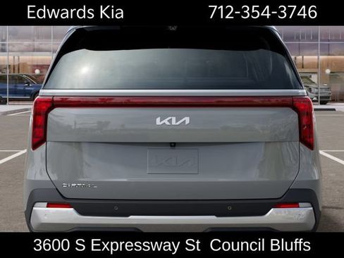 New 2027 Kia Carnival LX FWD image 15