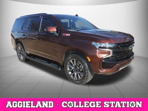 Used 2023 Chevrolet Tahoe Z71 w/ Z71 Off-Road Package image 3