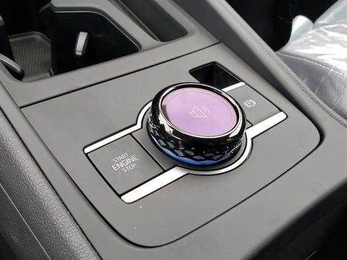 New 2026 Volkswagen Tiguan S AWD/4WD image 11