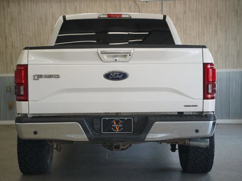 Used 2016 Ford F150 Lariat w/ Equipment Group 502A Luxury AWD/4WD image 9