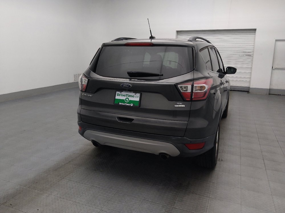 Used 2017 Ford Escape SE w/ SE Leather Comfort Package FWD image 7