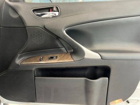 Used 2011 Lexus IS 250 AWD w/ Premium Pkg Value Edition image 17