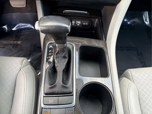 Used 2018 Kia Optima EX w/ Premium Package image 18