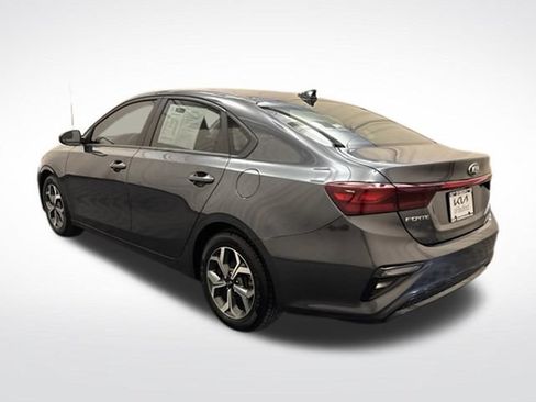 Used 2021 Kia Forte LXS FWD image 7