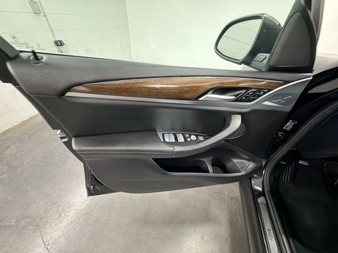 Used 2024 BMW X3 sDrive30i w/ Convenience Package RWD image 23