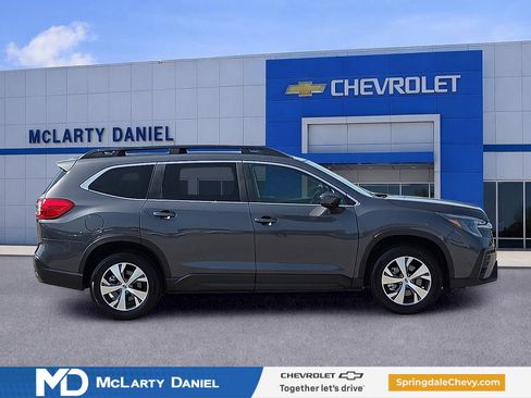 Used 2025 Subaru Ascent Premium AWD/4WD image 6