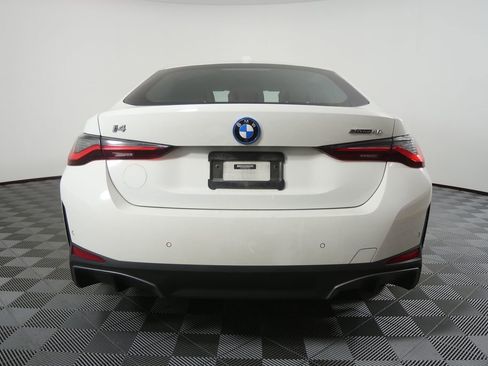 Certified 2023 BMW i4 eDrive40 RWD image 4