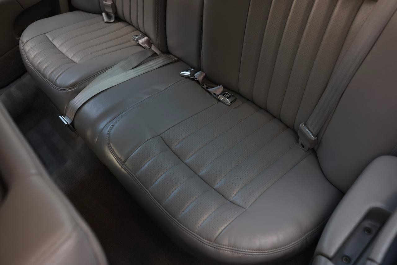 Used 1996 Chevrolet Caprice SS RWD image 10