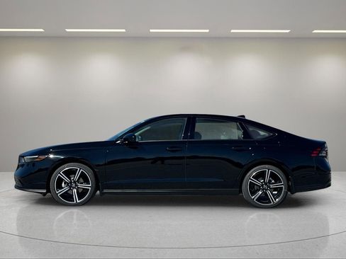 New 2026 Honda Accord SE image 2