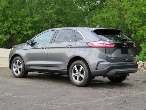 Used 2023 Ford Edge SEL w/ Convenience Package AWD/4WD image 6