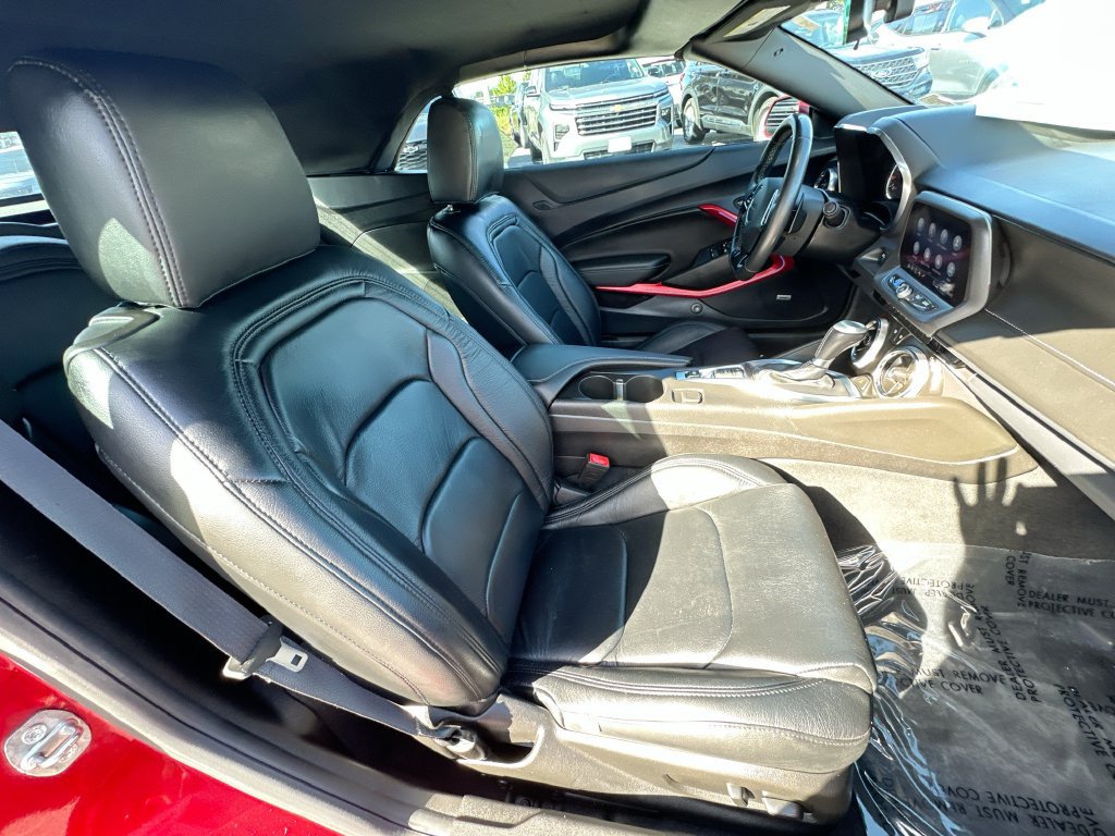 Used 2023 Chevrolet Camaro LT w/ Technology Package RWD image 26