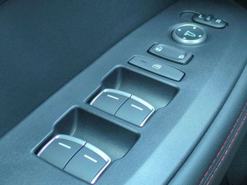 Certified 2025 Acura ADX A-Spec image 24