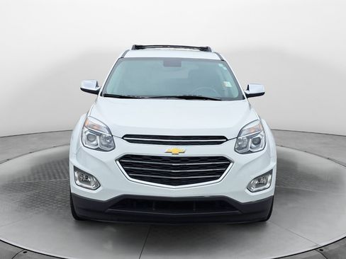 Used 2017 Chevrolet Equinox Premier w/ Enhanced Convenience Package FWD image 2