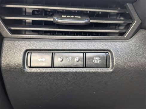 Used 2022 Nissan Altima 2.5 SV image 32