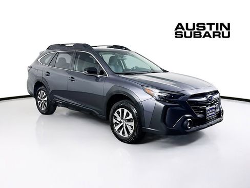 Certified 2025 Subaru Outback Premium image 1
