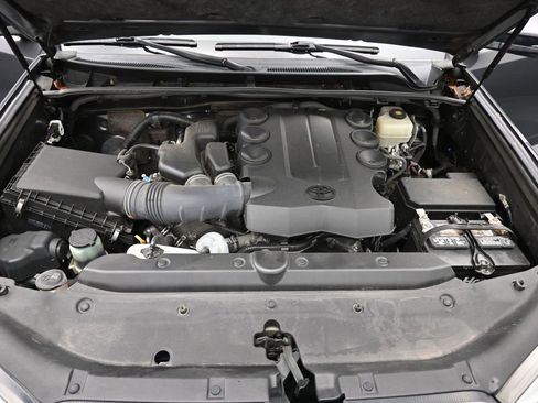 Used 2019 Toyota 4Runner TRD Off-Road Premium image 22