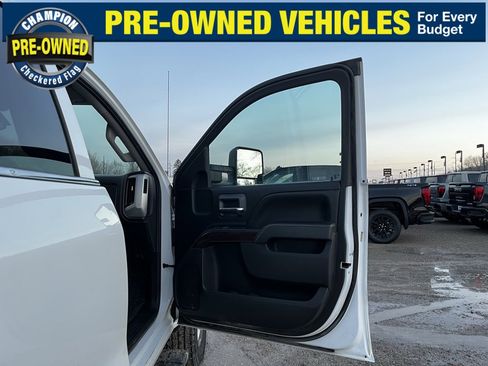 Used 2016 GMC Sierra 2500 SLE image 30