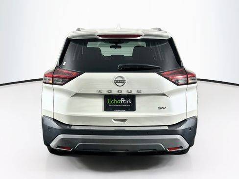 Used 2023 Nissan Rogue SV w/ SV Premium B Package FWD image 7