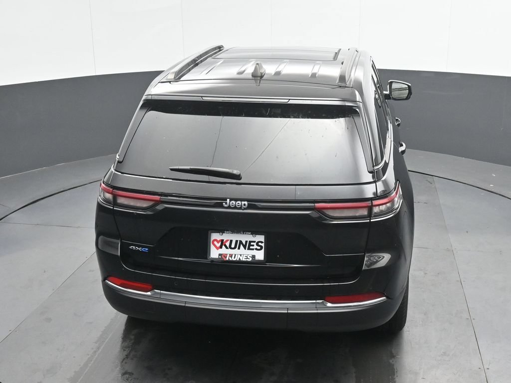 Used 2024 Jeep Grand Cherokee Limited 4xe AWD/4WD image 30