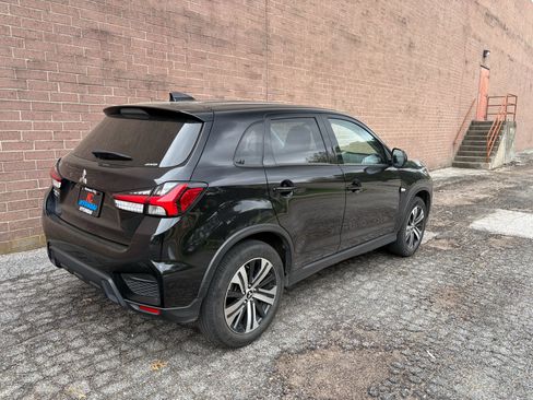 Used 2025 Mitsubishi Outlander Sport ES AWD/4WD image 5