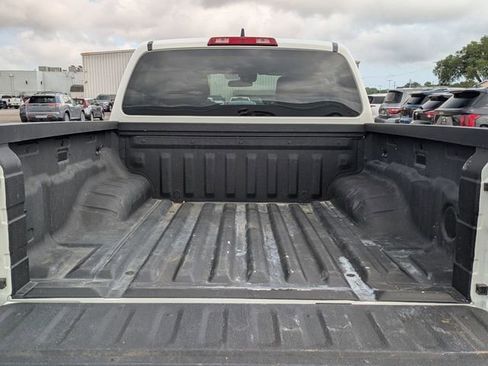 Used 2025 Nissan Frontier S RWD image 32