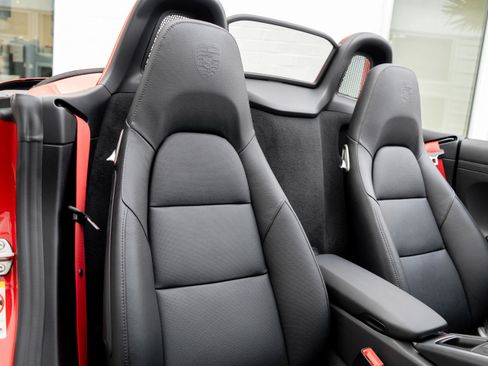 Used 2024 Porsche 718 Boxster image 28
