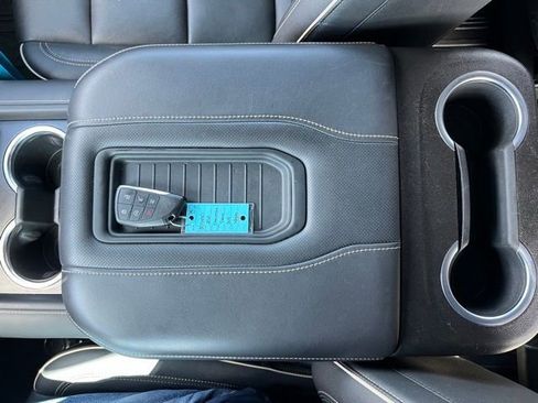 Used 2021 Chevrolet Tahoe Premier RWD image 35