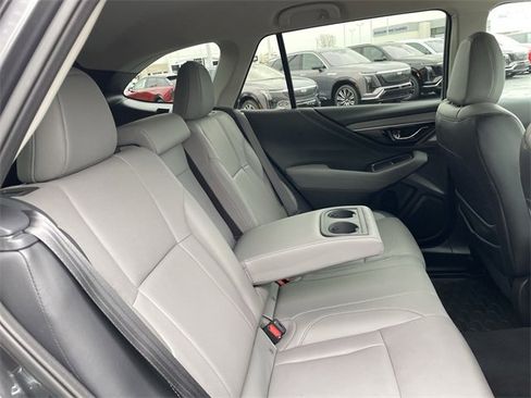 Used 2023 Subaru Outback Limited image 14