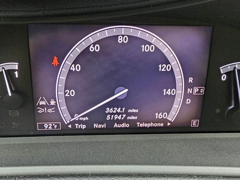 Used 2013 Mercedes-Benz CL 550 4MATIC image 30