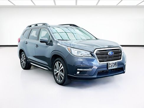 Used 2022 Subaru Ascent Limited w/ Technology Package image 3
