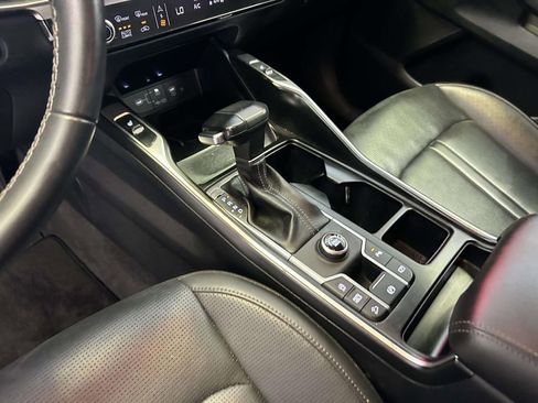 Used 2024 Kia Sorento S FWD image 19