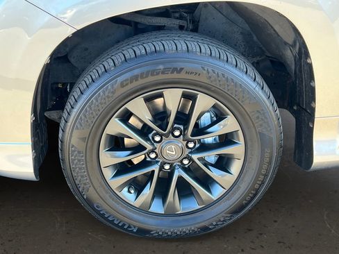 Certified 2020 Lexus GX 460 Premium w/ Premium Package image 27