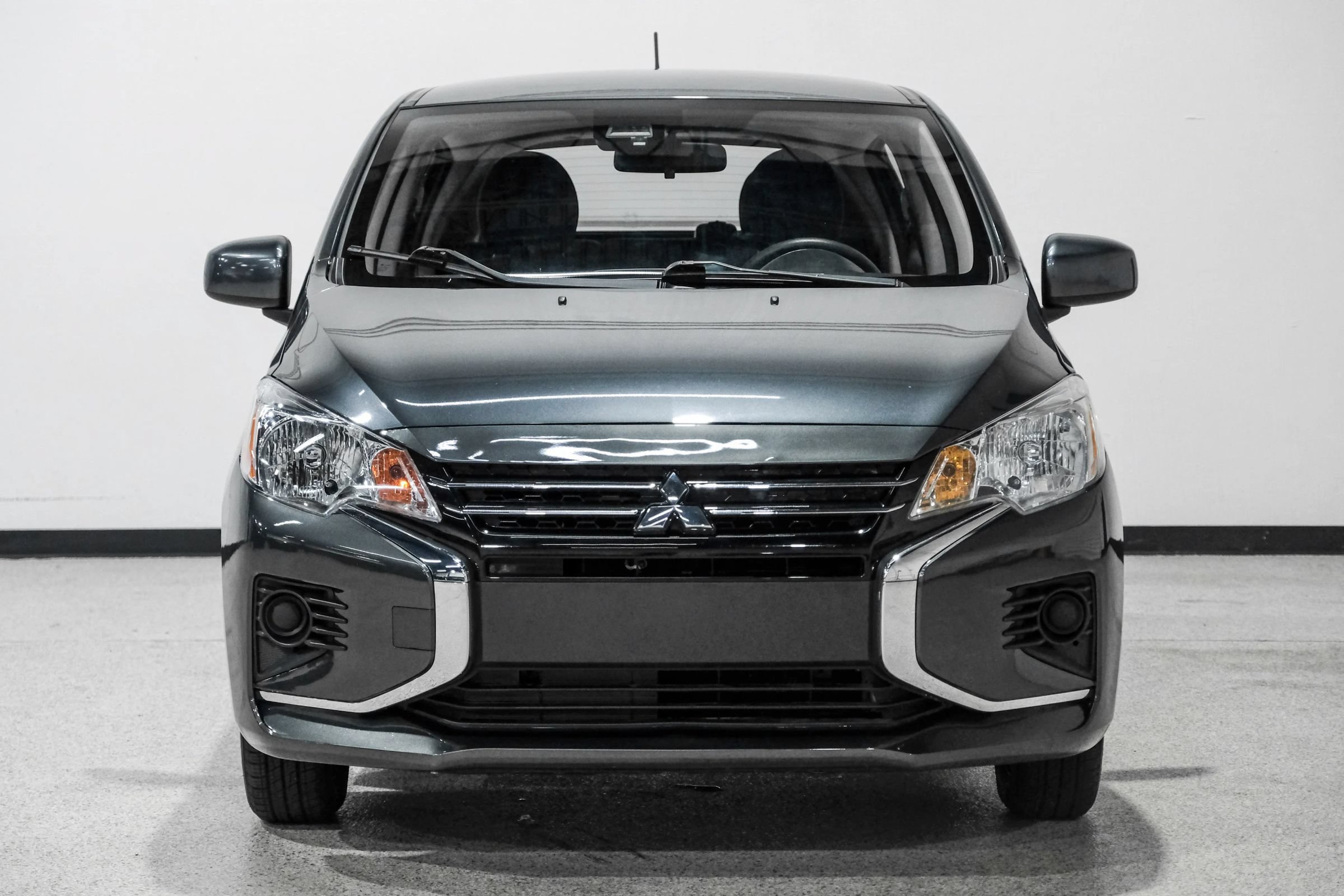 Used 2024 Mitsubishi Mirage ES FWD image 3