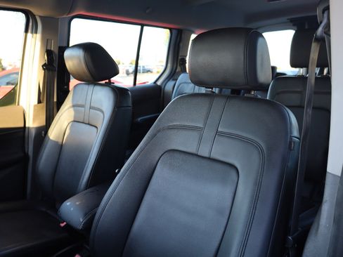 Used 2022 Ford Transit Connect XL image 5